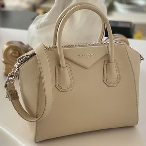 NWT - GIVENCHY ANTIGONA